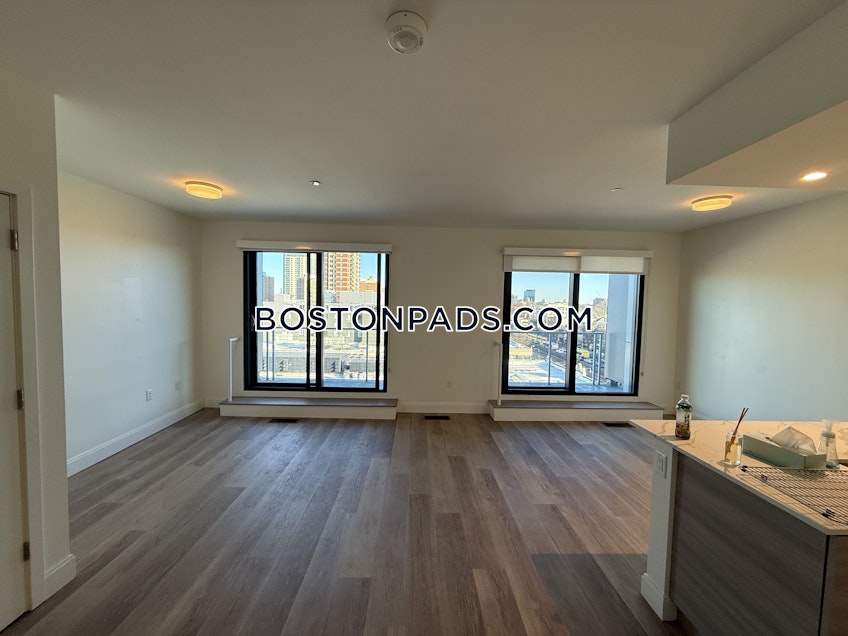 Boston - $4,200+ /month