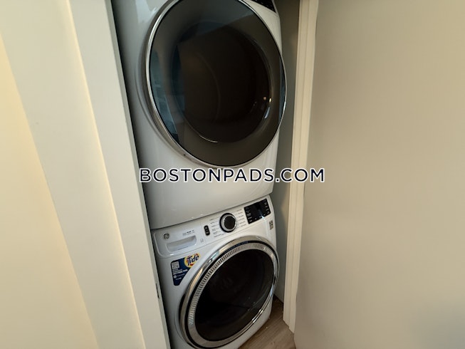 Boston - $4,200+ /mo
