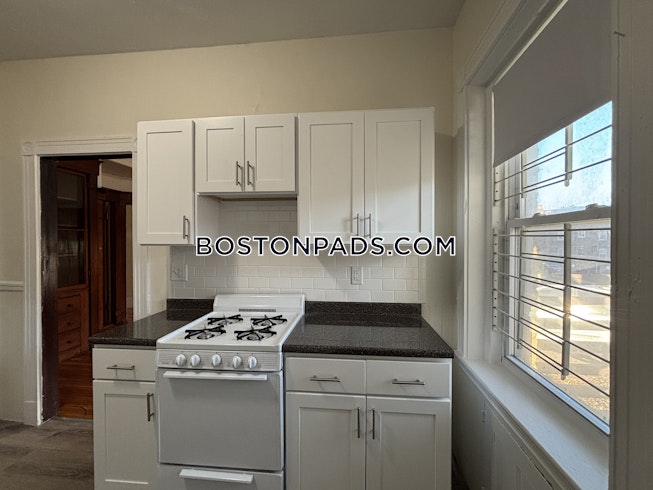 Boston - $3,195+ /mo
