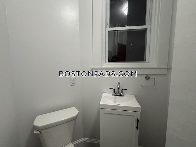 Boston - $3,195+ /mo