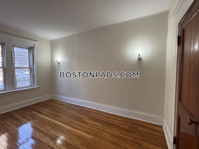 Boston - $3,195+ /mo