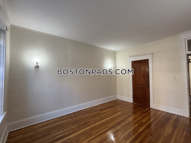 Boston - $3,195+ /mo