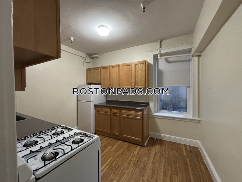 Boston - $2,745+ /month