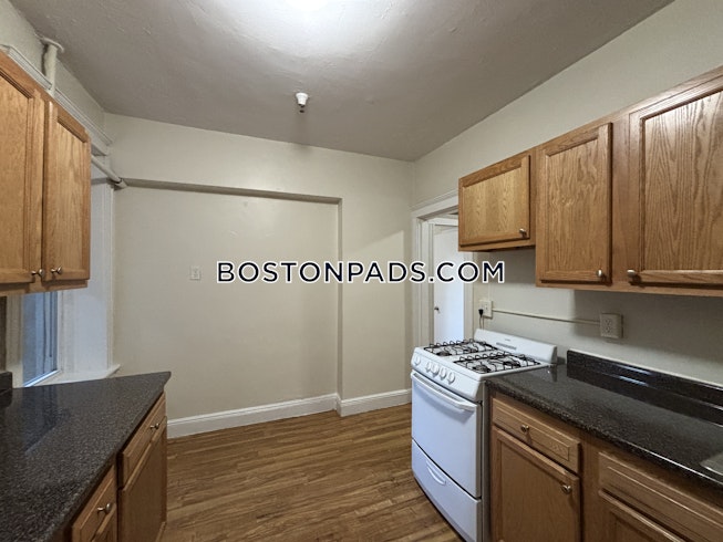 Boston - $2,745+ /mo