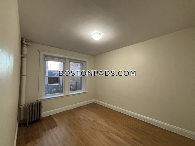Boston - $2,745+ /mo