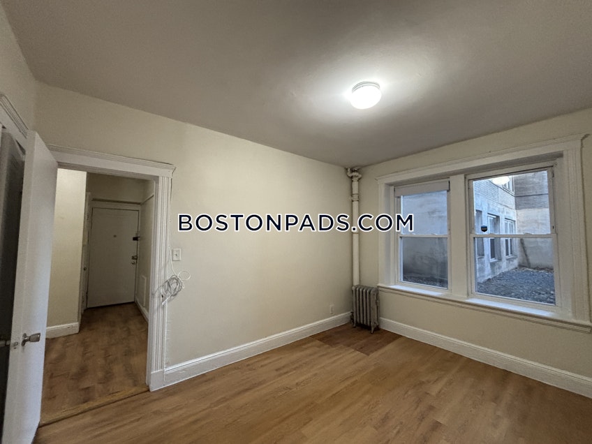 Boston - $2,745+ /month