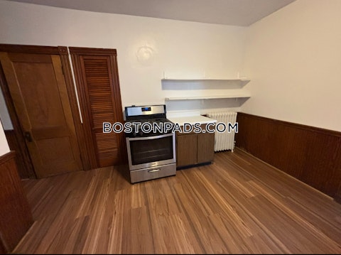 Walnut Ave. Boston photo 29