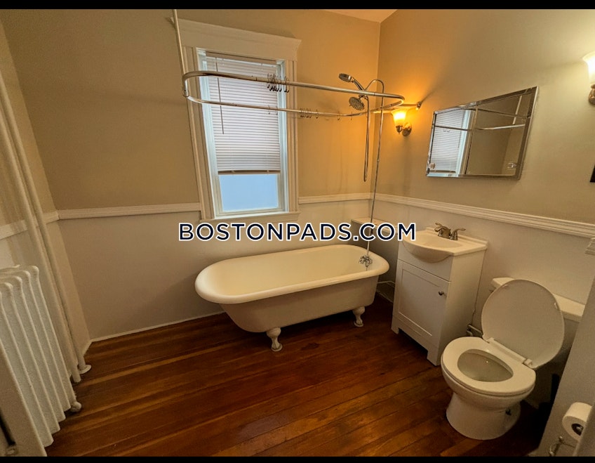 Boston - $2,500+ /month