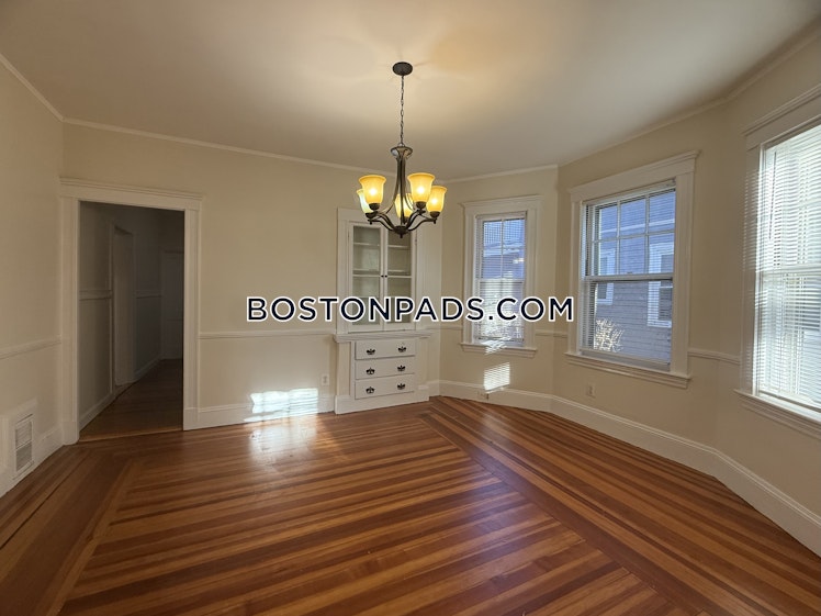 Hillside Rd., Watertown