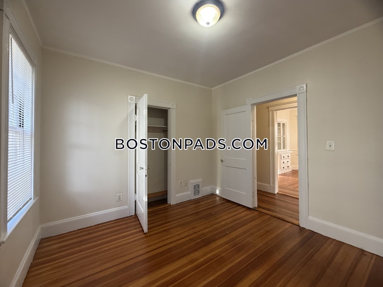 Hillside Rd., Watertown