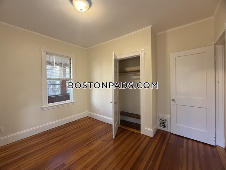 Hillside Rd., Watertown