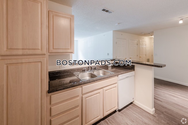 Raynham - $2,645+ /mo