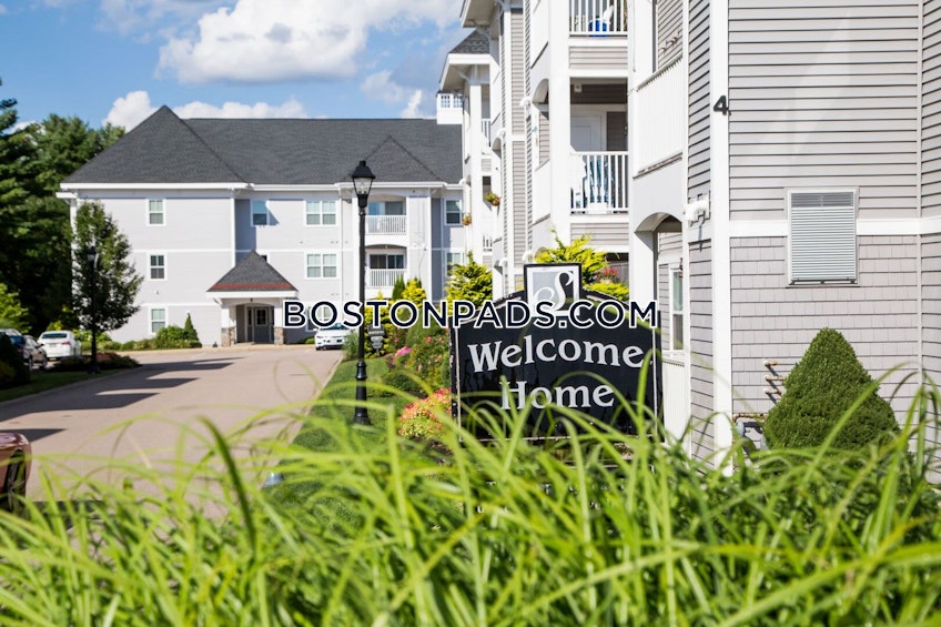 Lakeville - $2,095+ /month