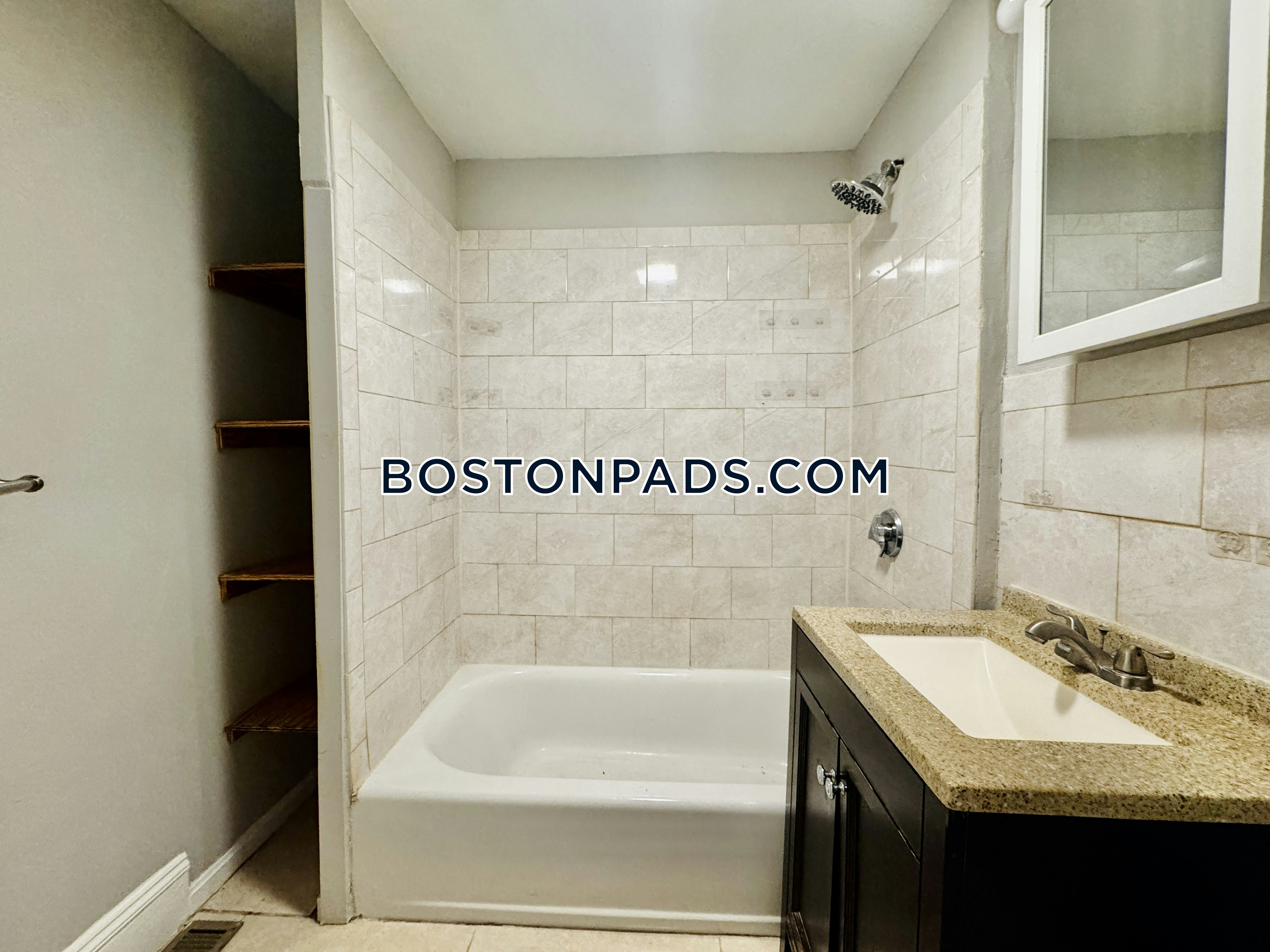 Boston - 2 Beds, 1 Baths