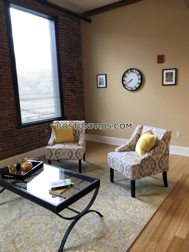 Clinton - $1,860+ /mo