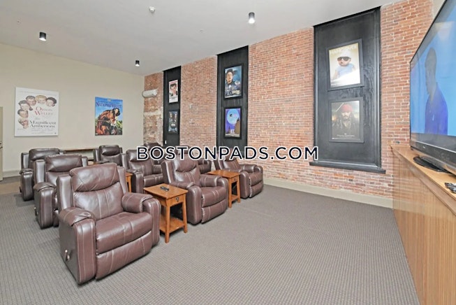 Clinton - $1,860+ /mo