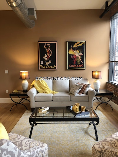 Clinton 1 bedroom 1 baths Luxury in Clinton - $1,860 No Fee