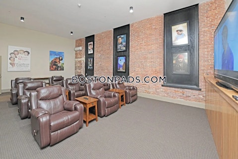 Green St. Clinton photo 1