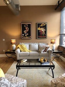 Clinton 3 bedroom 1 baths Luxury in Clinton - $2,880 No Fee