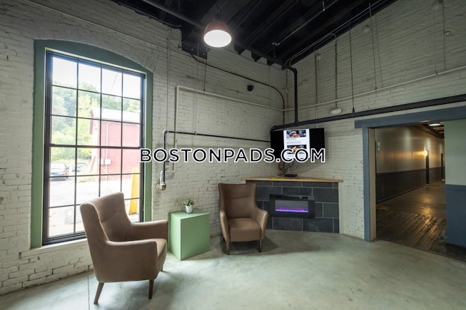 Worcester - $2,025+ /mo