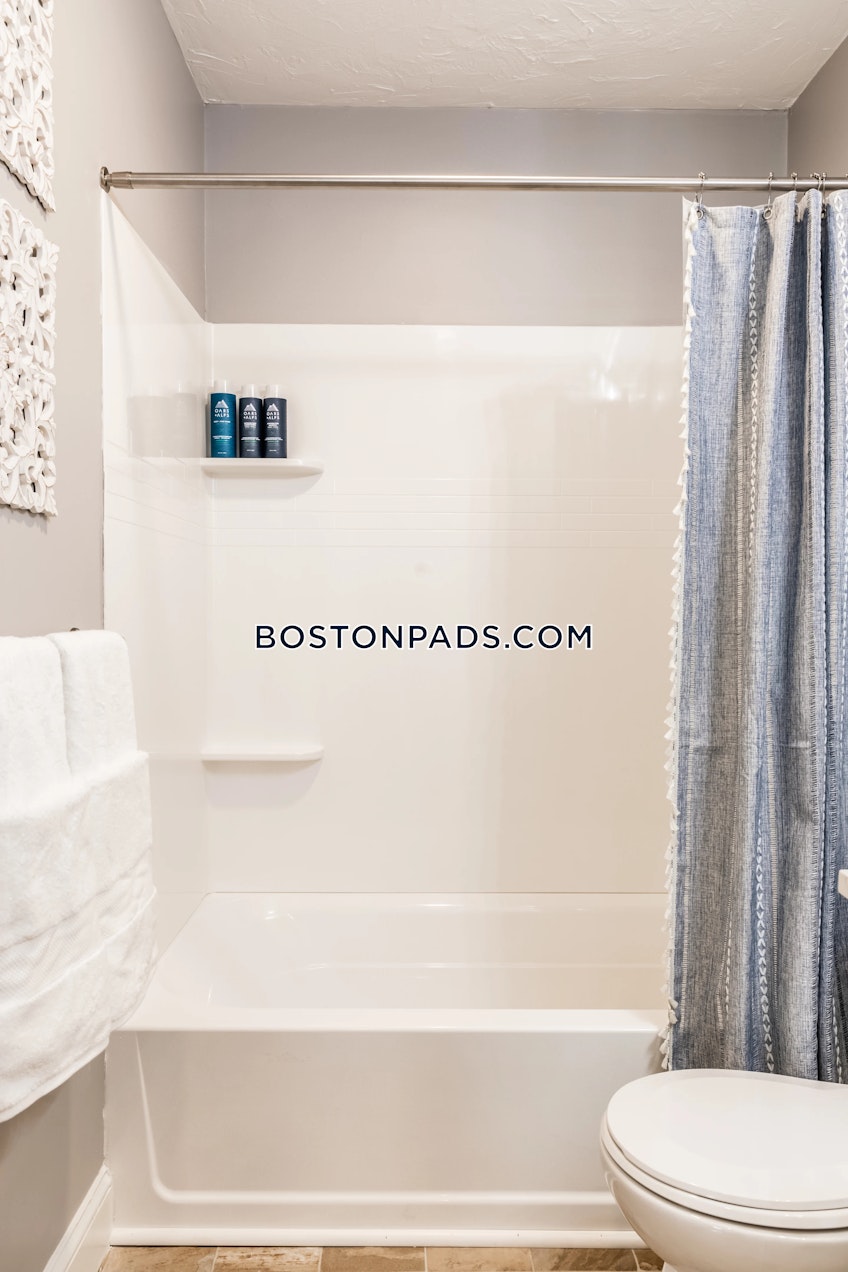 Ayer - $2,325+ /month