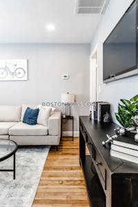 Ayer 1 bedroom 1 baths Luxury in Ayer - $2,200 No Fee