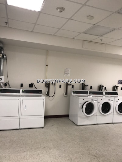 Fitchburg 1 bedroom 1 baths Luxury in Fitchburg - $1,300 No Fee