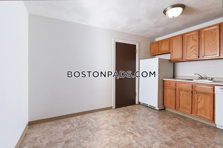 Heritage Ln., Leominster