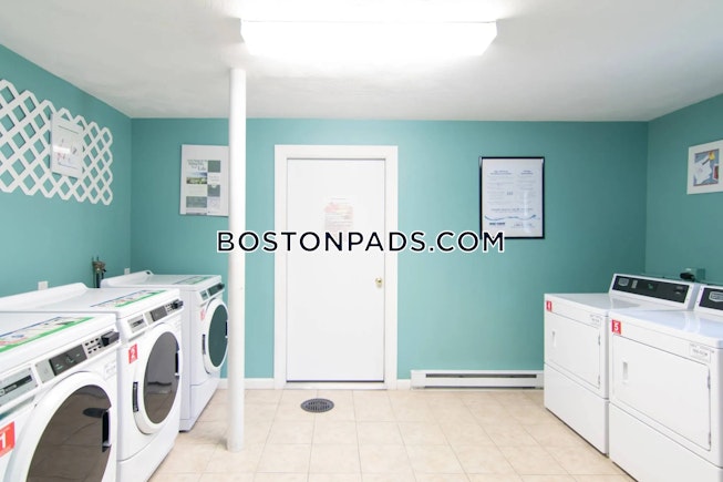 Leominster - $1,660+ /mo