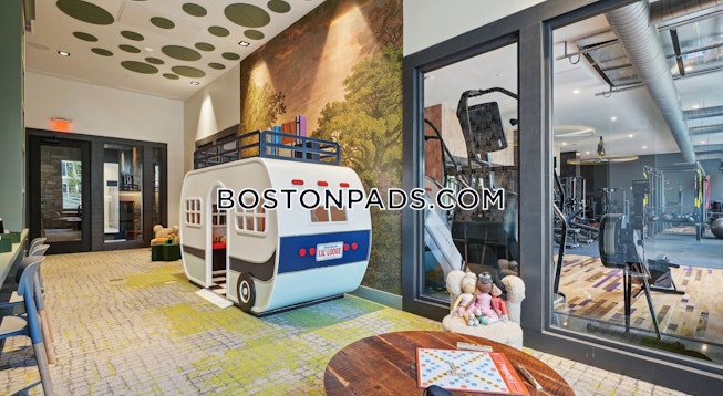 Marlborough - $3,525+ /mo