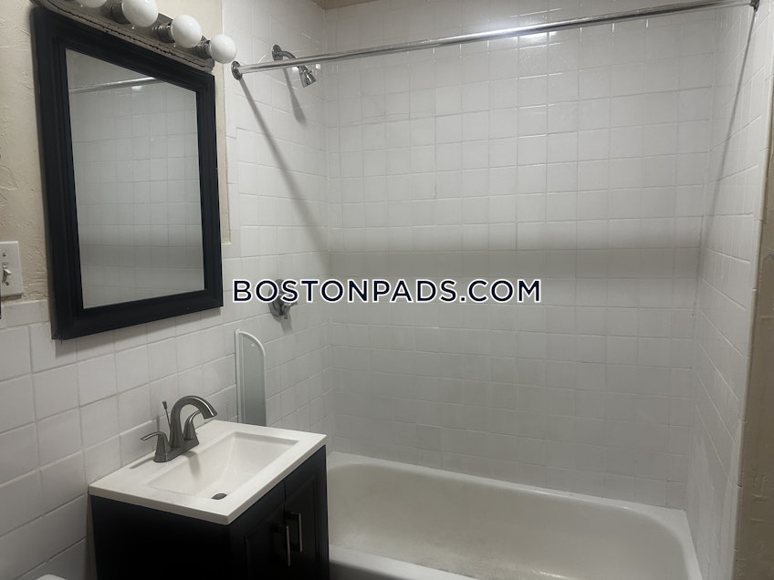 Boston - $2,995+ /month