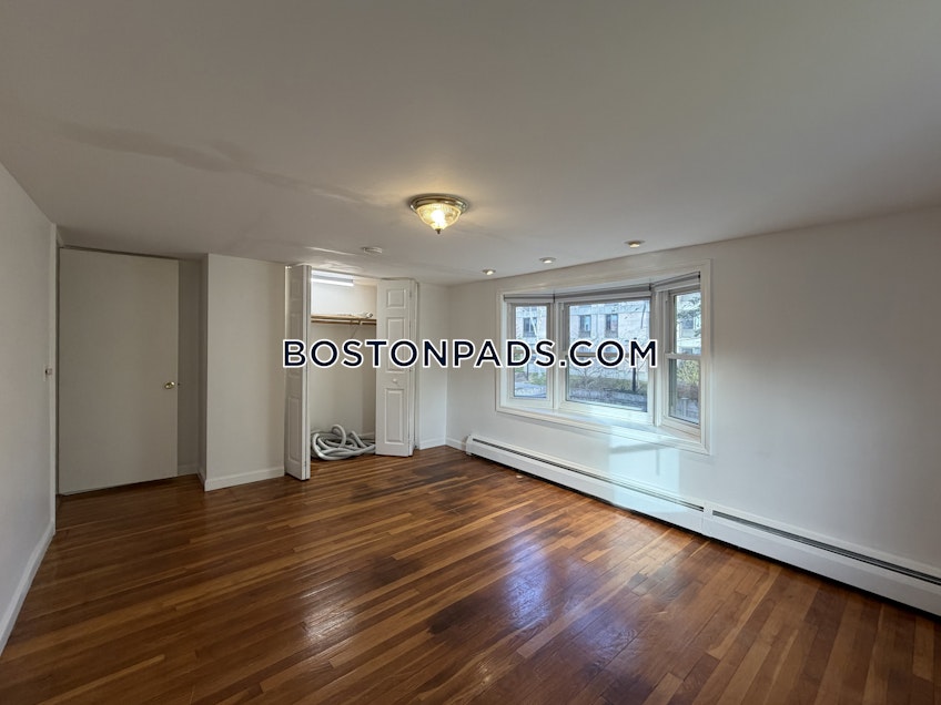 Cambridge - $3,000+ /month