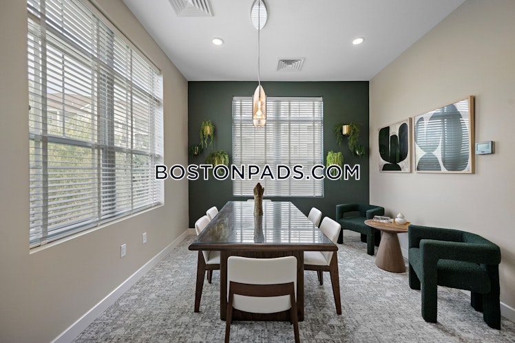 King Rail Dr., Lynnfield