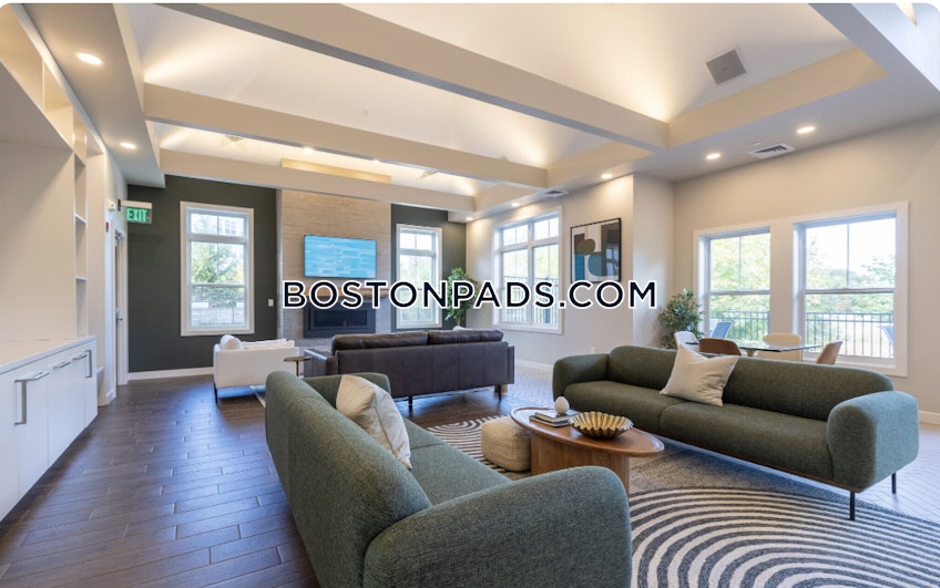 Lynnfield - $3,794+ /month