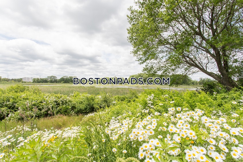 Lynnfield - $4,763+ /month