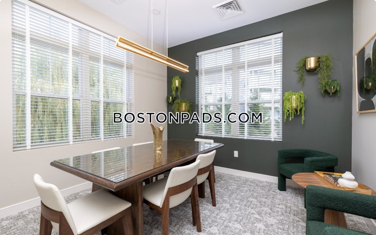 King Rail Dr., Lynnfield