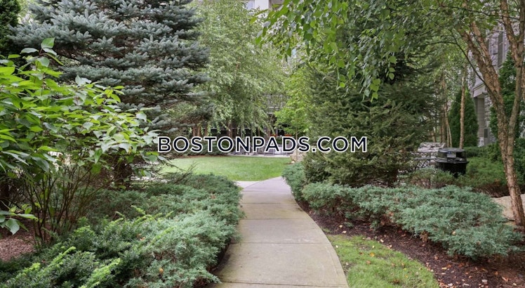 Pinehills Dr., Plymouth