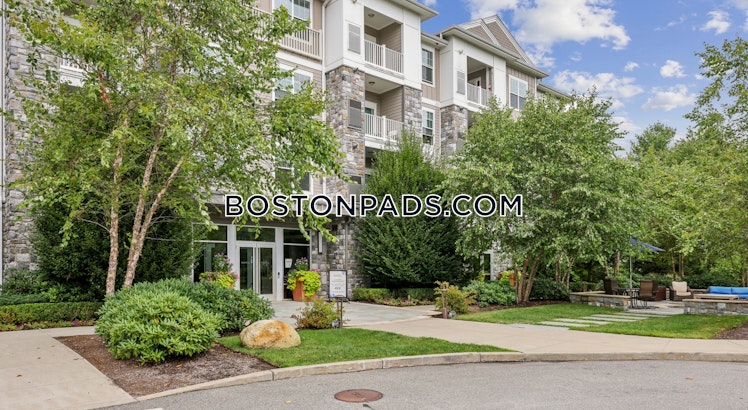 Pinehills Dr., Plymouth