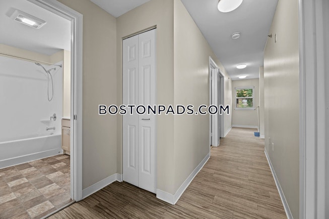 Boston - $4,250+ /mo