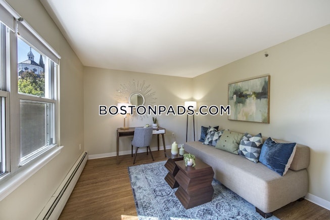 Boston - $5,200+ /mo