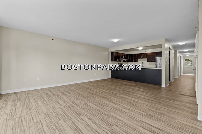 Boston - $5,200+ /mo