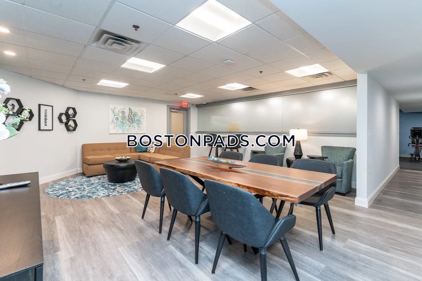 Munroe Place - 1 Bed, 1 Bath - $2,587 - ID#36027