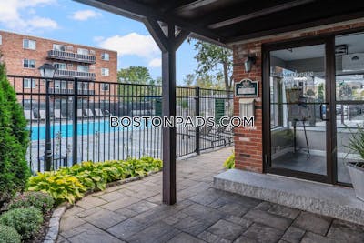 Revere Apartment for rent 1 Bedroom 1 Bath - $1,860 No Fee