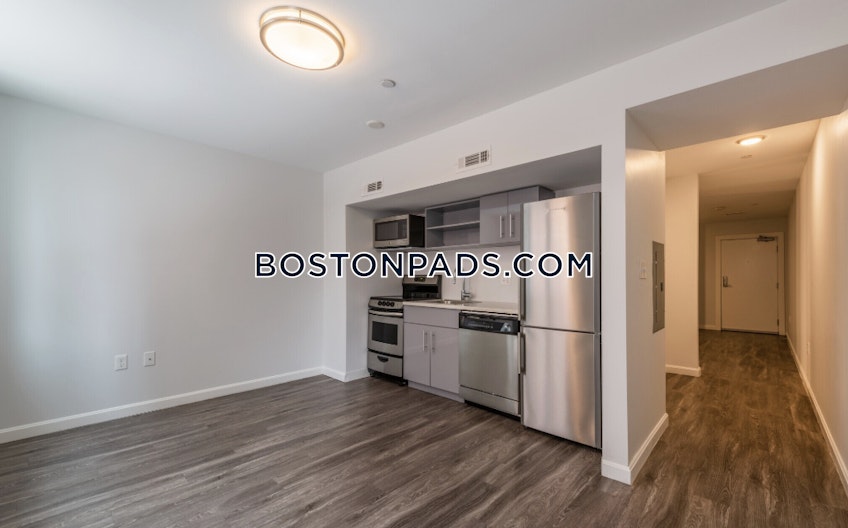 Boston - $3,999+ /month