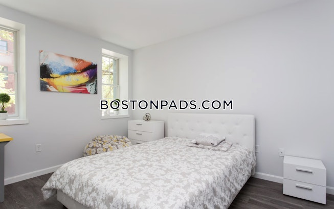 Boston - $3,900+ /mo