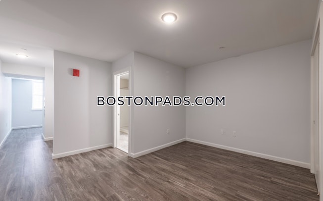 Boston - $2,650+ /mo