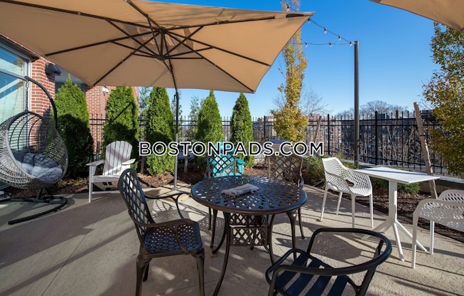 Boston - $2,550+ /mo