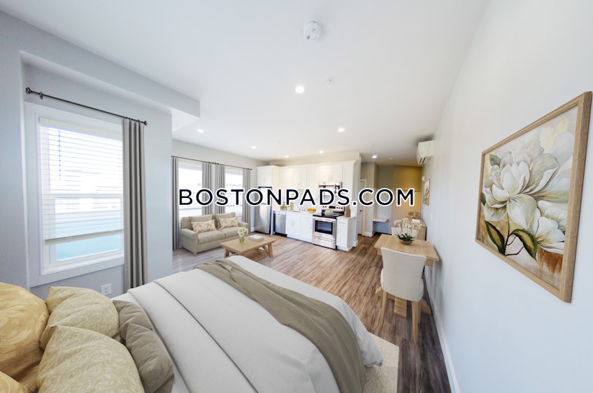 Hull - $2,700+ /month