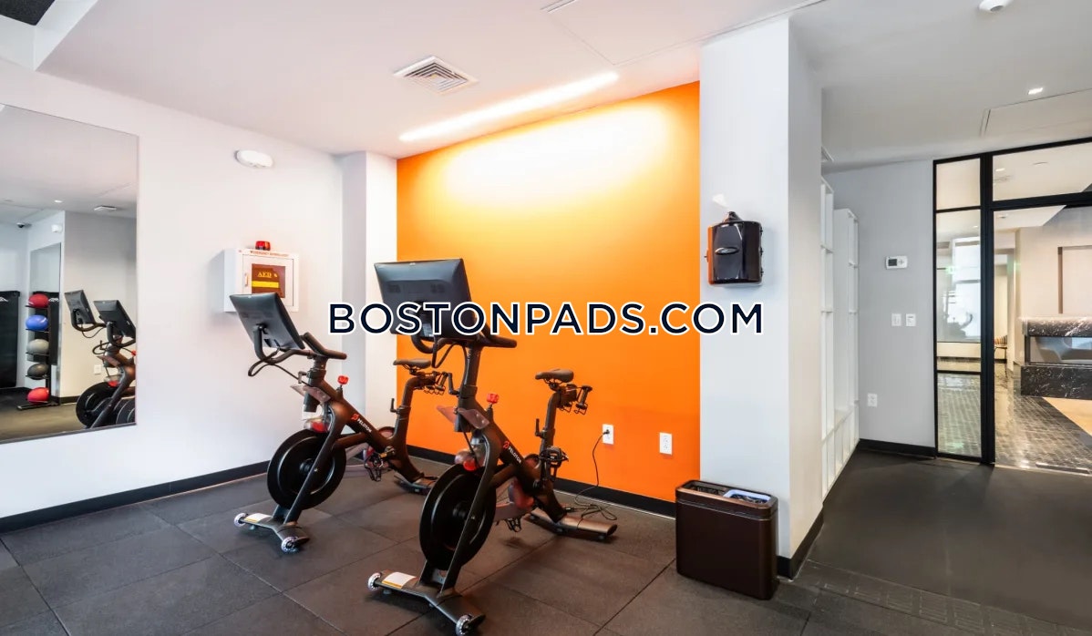 Boston - 1 Beds, 1 Baths