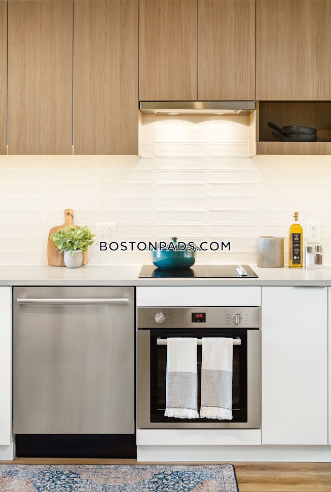 Boston - $4,165+ /mo